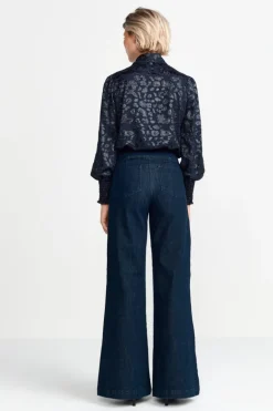 Bluse Mit Schleifenkragen